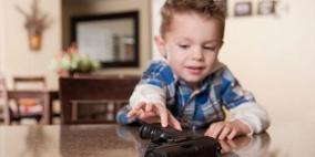 طفل أميركي في الثانية من العمر يقتل نفسه بسلاح ناري