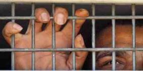 15 أسيرا إداريا يقاطعون محاكم الاحتلال