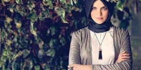 ملكة جمال تركيا المثيرة للجدل تطلب فتوى غريبة من رجال الدين