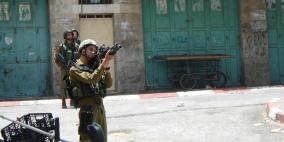 الاحتلال يعتدي على الطواقم الطبية التي حضرت لمساعدة عائلة القواسمي