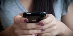 زيارة بعض المواقع عبر الهاتف الذكي قد تسبب أعطالا فيه