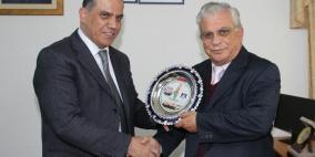 "الصحة" تكرم جامعة القدس المفتوحة تقديرا لجهودها في خدمة القطاع الصحي