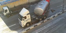 انجماد كبير في شوارع الخليل وتزحلق للمواطنين والمركبات