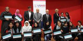 الوكالة الأمريكية للتنمية الدولية تفتح فعاليات حملة تشجيع القراءة في الخليل