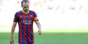 إنييستا خارج قائمة برشلونة لمواجهة إيبار