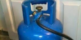 غزة: إصابة 3 مواطنين في انفجار اسطوانة غاز