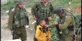 فيديو: سفيان عاد بحثا عن لعبته فتكالب عليه 15 جنديا
