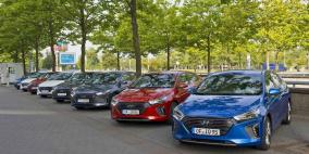 هيونداي تطلق رسمياً مجموعة سياراتها الهجينة والكهربائية "أيونيك"