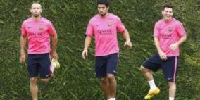 سواريز يشارك في التدريبات الجماعية لبرشلونة بدون تصريح طبي