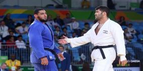 إعادة رياضي مصري إلى بلاده لرفضه مصافحة إسرائيلي