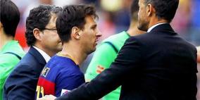 ميسي يخرج مصابا وبرشلونة يكشف عن مدة غيابه