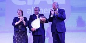 فوز شركة ألبيرتو قسيس أحد رجال الأعمال الفلسطينيين المغتربين في تشيلي بجائزة أفضل شركة أعمال للعام 2014