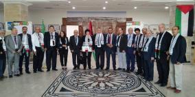 في الجزائر بلد الشّهداء