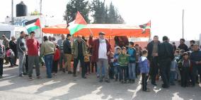 مسيرة في مخيم الفارعة تطالب وكالة الغوث باستجابة مطالب عامليها