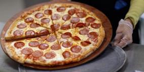 أميركية تشتري بيتا.. بالبيتزا
