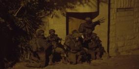 حملة اعتقالات في مخيم عايدة