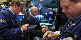 مخاوف "انفجار" ديون اليونان تهبط بالأسهم الأميركية