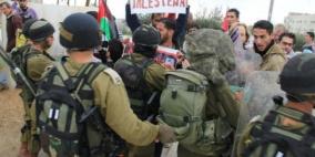 الاحتلال يمنع مواطنين من وضع نصب تذكاري لشهيد في عابود