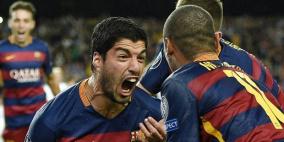 لاعبو برشلونة يضغطون على الإدارة لإيجاد حل