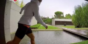 رونالدو يستعرض فنياته بإسقاط طائرة بدون طيار