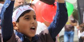 مسيرة أطفال لأبناء الأسرى المضربين في الخليل