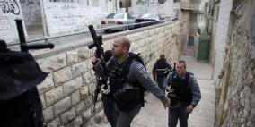 المنظمات الاهلية تستنكر مداهمة الصليب الاحمر بالقدس واعتقال المتواجدين فيه