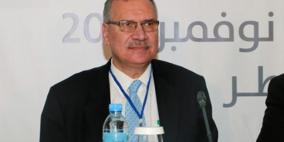 معين الطاهر يطلق "تبغ وزيتون" في متحف درويش