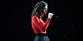 مغنية البوب العالمية "لورد" تلغي حفلا لها بتل أبيب