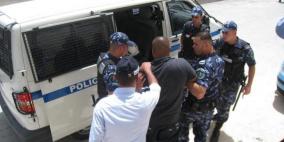 القبض على ثلاثة أشخاص بحوزتهم مواد مخدرة وعملة مزيفة في جنين