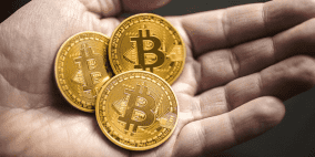  مجلس الإفتاء يحرم التعامل بعملة "البيتكوين" 