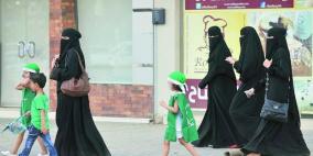 السعوديات يمنحن جنسيتهن لأبنائهن قريبا 