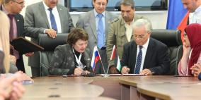 "القدس المفتوحة" توقع اتفاقية تعاون مع جامعة الأورال الفدرالية الروسية