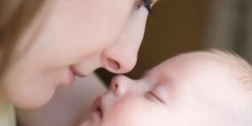 خرافات التعامل مع الأمومة في السنوات الأولى من عمر المولود