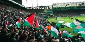 بطل إسكتلندا يرفع 16 علما فلسطينيا تضامنا مع شهداء غزة 