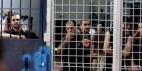 150 أسيرا من الداخل يقبعون في سجون الاحتلال
