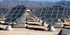 افتتاح محطة طاقة شمسية لإنتاج الكهرباء في نابلس