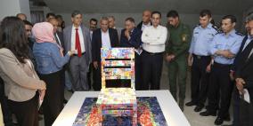 قلقيلية : افتتاح المعرض الفني بروفايلات " سيرة مدينة "