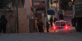 القدس: إصابة طفل واعتقال والدة أسير