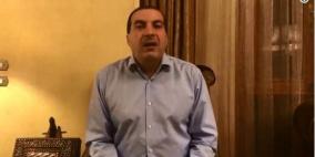 أنا آسف.. فيديو: رد عمرو خالد على حملة الجدل حول "إعلان الدجاج"