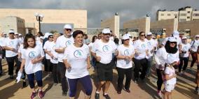 العشرات يشاركون في فعالية "تحدى عمرك.. العمر مجرد رقم"