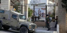 الاحتلال يغلق محيط جامعة القدس ويفرض طوقًا عسكريًا على المنطقة 