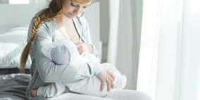 الرضاعة الطبيعية تقي الأمهات من السمنة