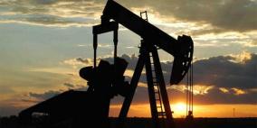 أسعار النفط تواجه صعوبة في الانتعاش