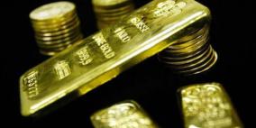 الذهب يصعد مع تراجع الدولار