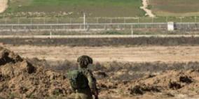 الاحتلال يسلم أراضٍ خالية من الألغام لمزارعي غزة
