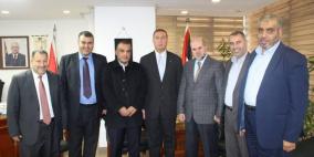 سفارة فلسطين بالقاهرة تعلن ترتيبات سفر معتمري المحافظات الجنوبية