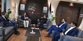 اتحاد الهيئات المحلية يجتمع بالسفير الهنغاري