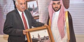 الرجوب يقدم ملف ترشيح القدس عاصمة الرياضة الاسلامية