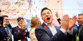 ممثل كوميدي يفوز برئاسة أوكرانيا