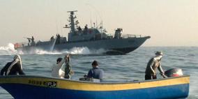 غزة: بحرية الاحتلال تعتقل 4 صيادين وتستولي على مركبهم